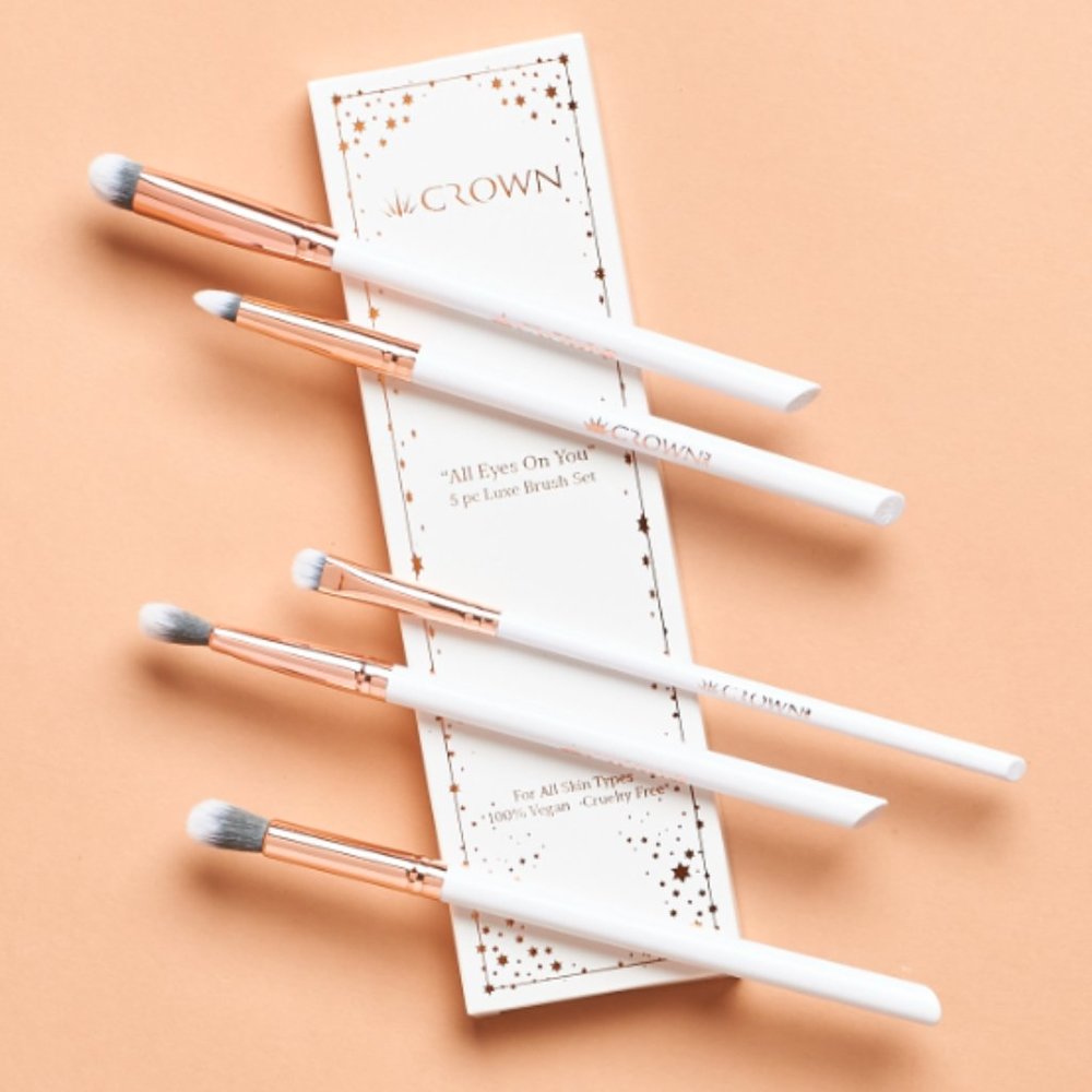 Crown All Eyes On You 5-Piece Luxe Brush Set -For all skin types, 100% Vegan New